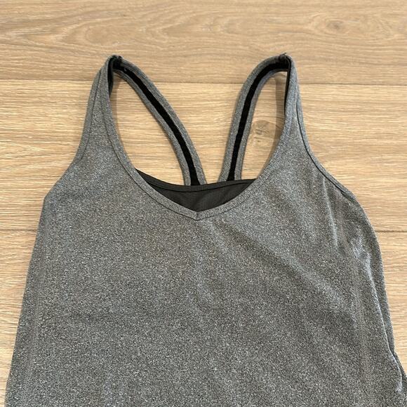 LUCY Gray Layered V Neck Racerback Mesh Keyhole Back Shelf Bra Tank Top Size S - Picture 2 of 10